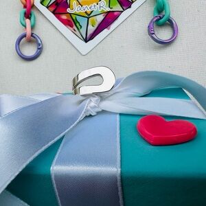 Tiffany & Co. Out of Retirement Loop Ring in 925 Silver, sz 7.5